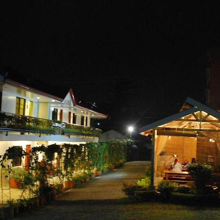 Lazea Tagaytay Inn Tagaytay City Exterior photo