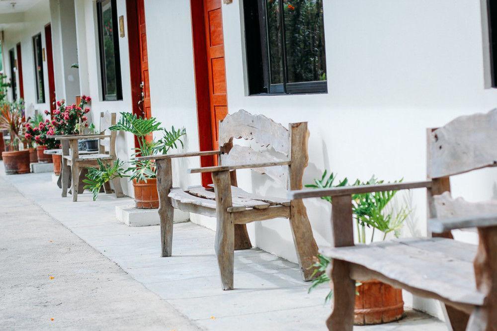 Lazea Tagaytay Inn Tagaytay City Exterior photo