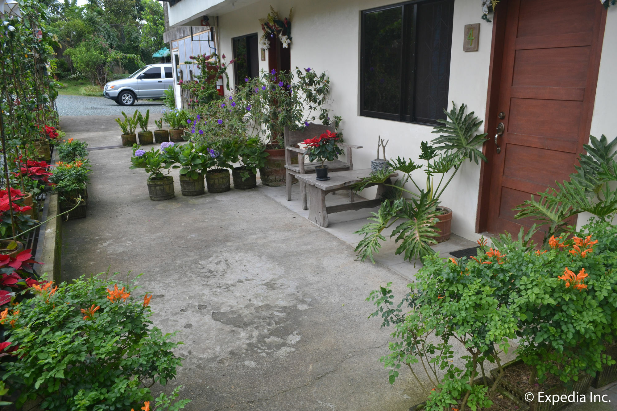Lazea Tagaytay Inn Tagaytay City Exterior photo